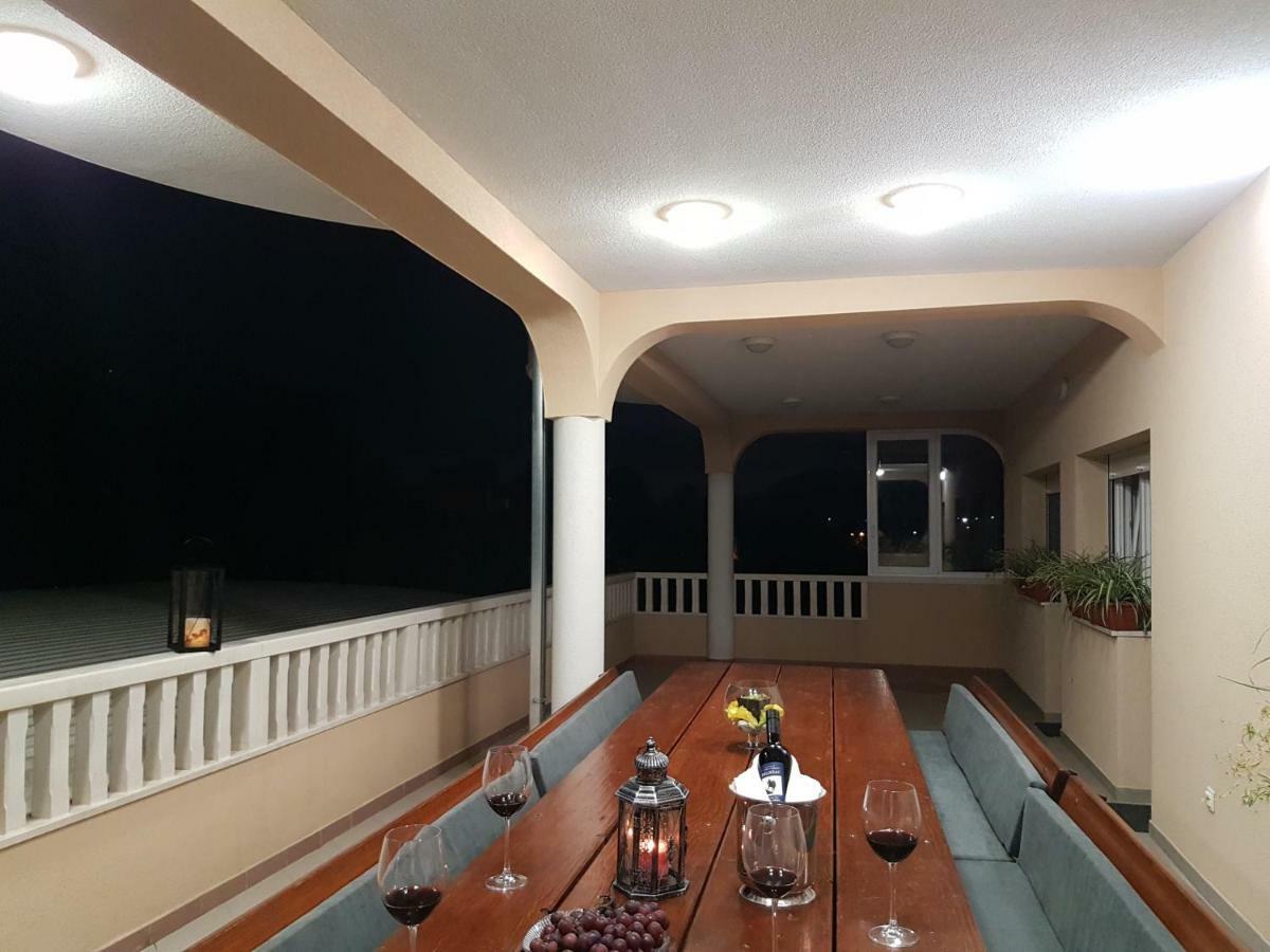 Villa Ana Maria Kamen Ngoại thất bức ảnh